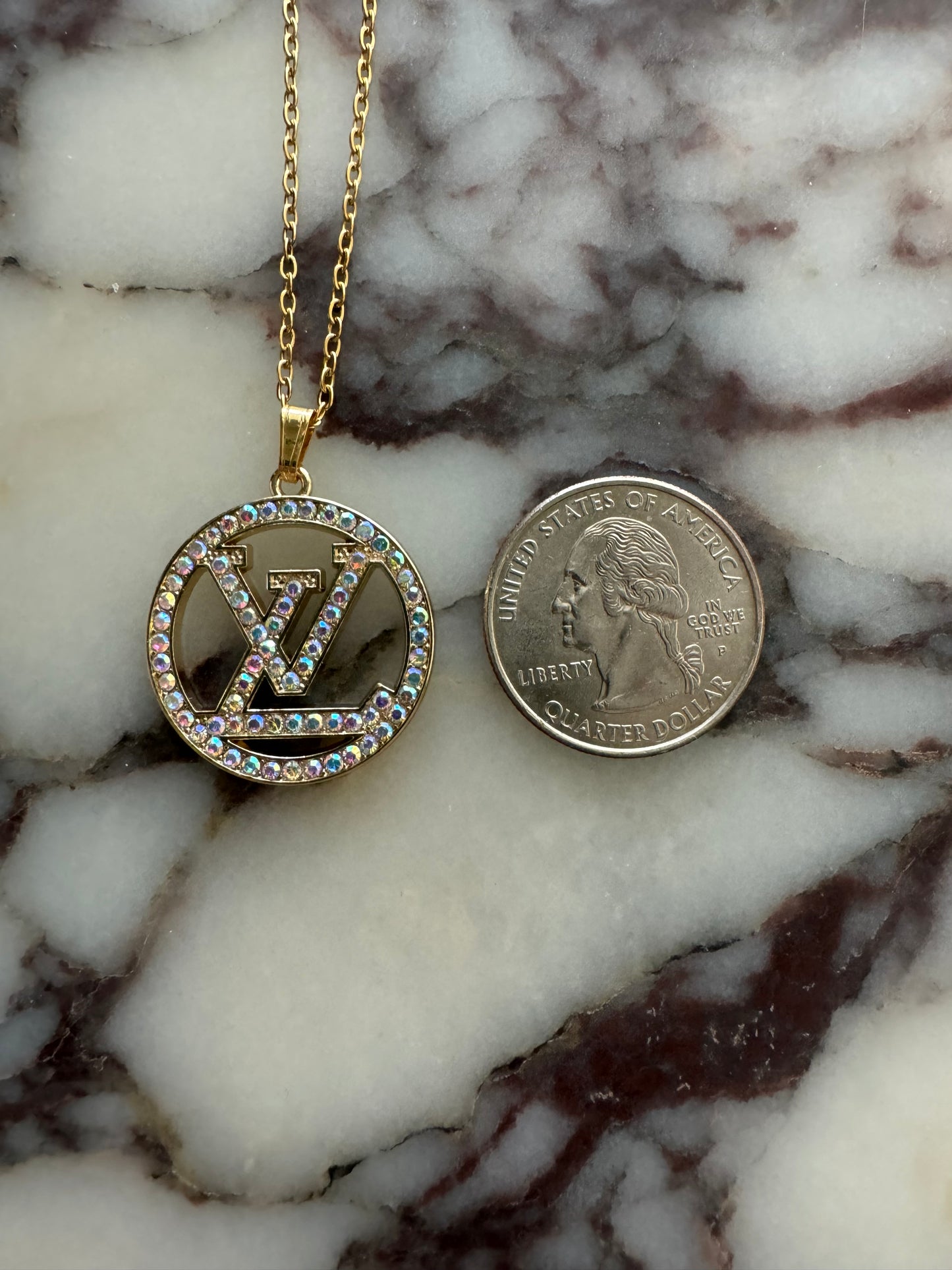 Ava Pendant