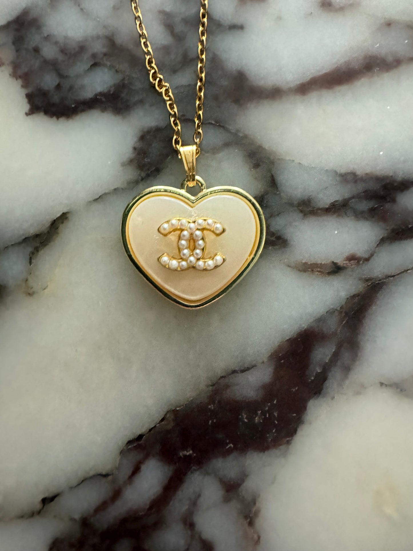 Elara Pendant