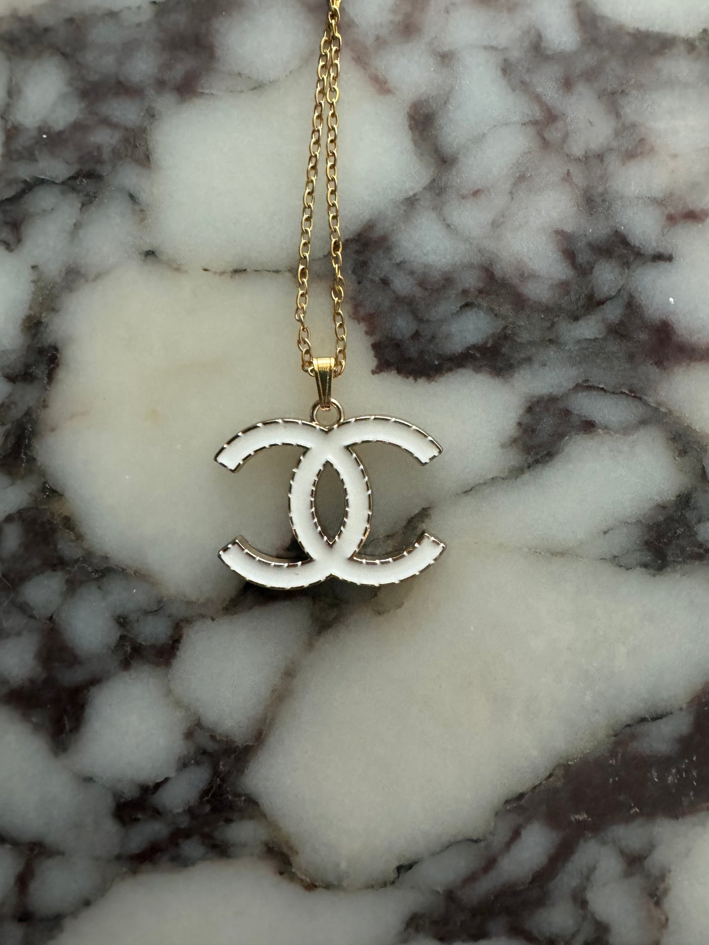 Maggie Pendant