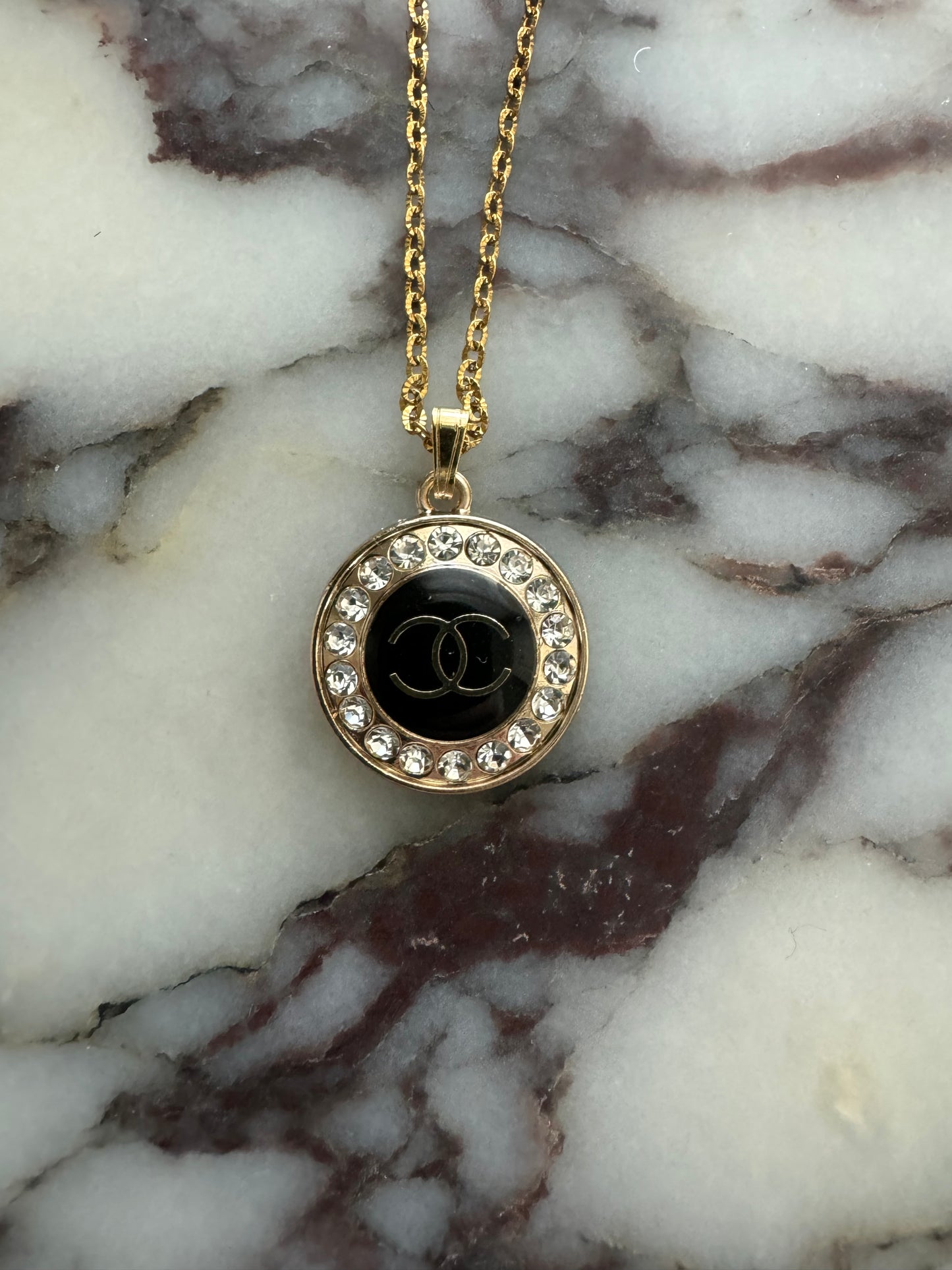 Victoria Pendant