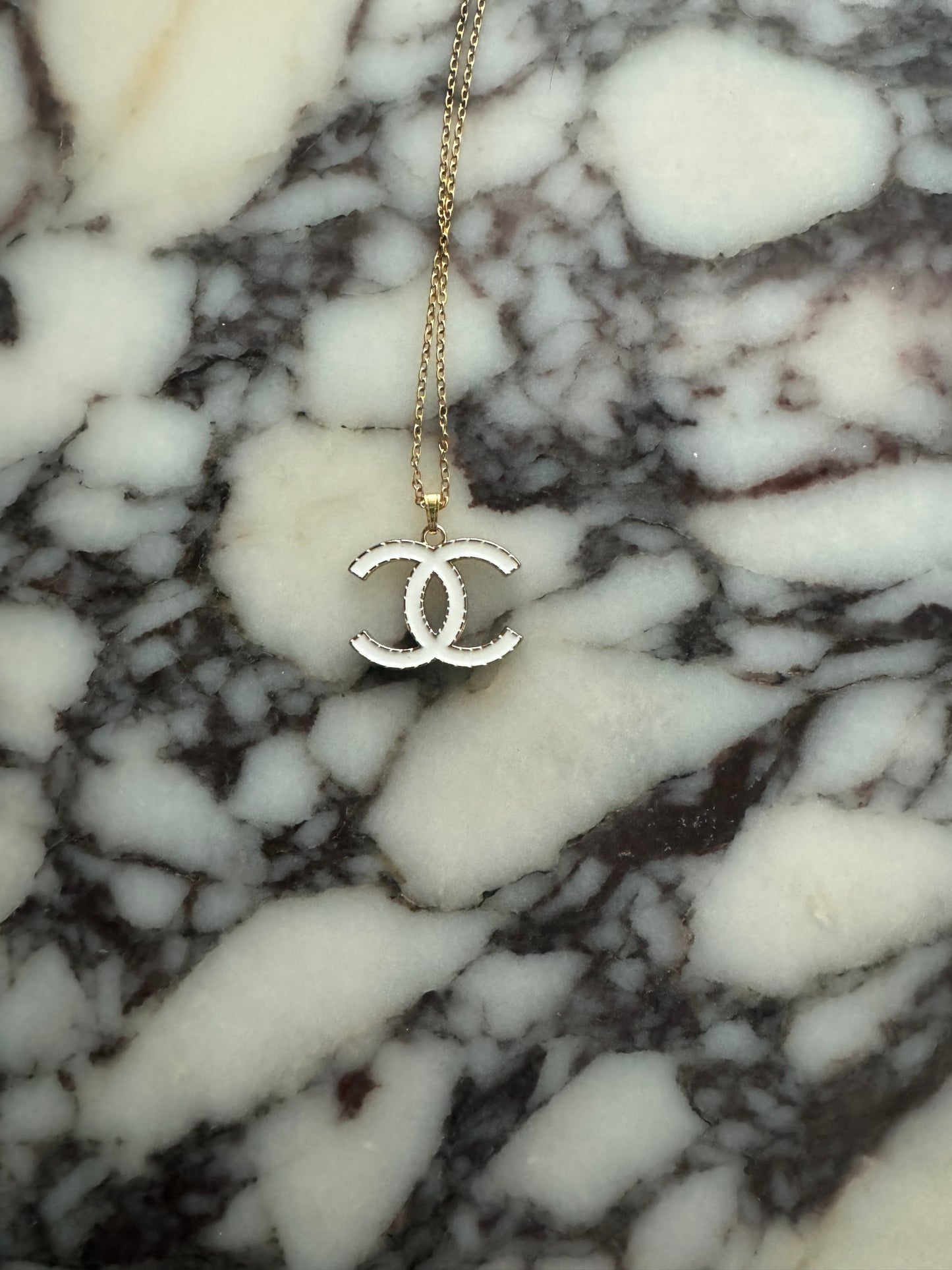 Maggie Pendant