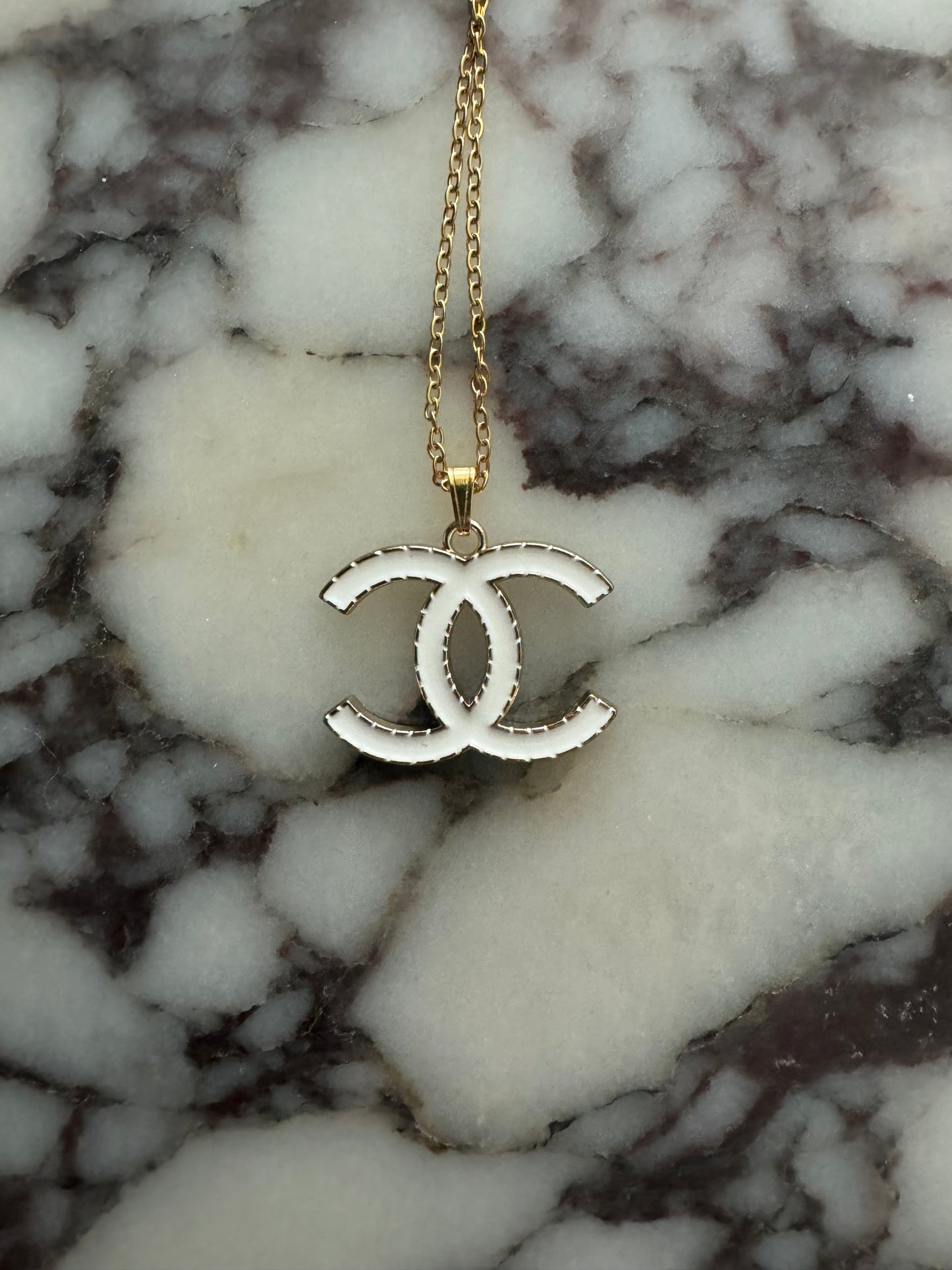 Maggie Pendant