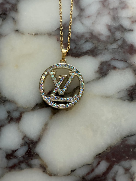 Ava Pendant