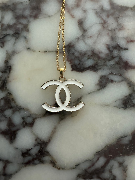 Maggie Pendant